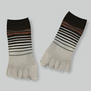 “Striking Striped Comfortable Five Finger Socks Elastic Closure Multi Color Cotton Blends Polyester Material Low Cut Length”