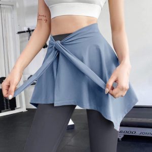 Soft and Stylish Anti Glare Yoga Skirt Comfortable Women's Wrapped Skirt for Hip Coverage Perfect for Dance and Fitness Solid Color Sports Skirt for All-Seasons.